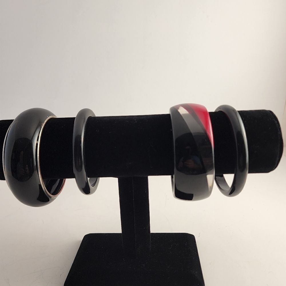 Set of 4 bangle bracelets - Picture 6 of 6